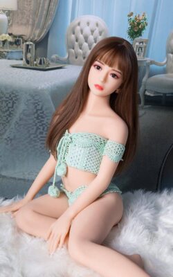 145 cm litteä rintanukke – Nanami