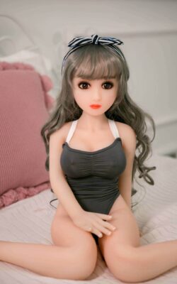 Realistic Tiny Sex Doll – Yuna
