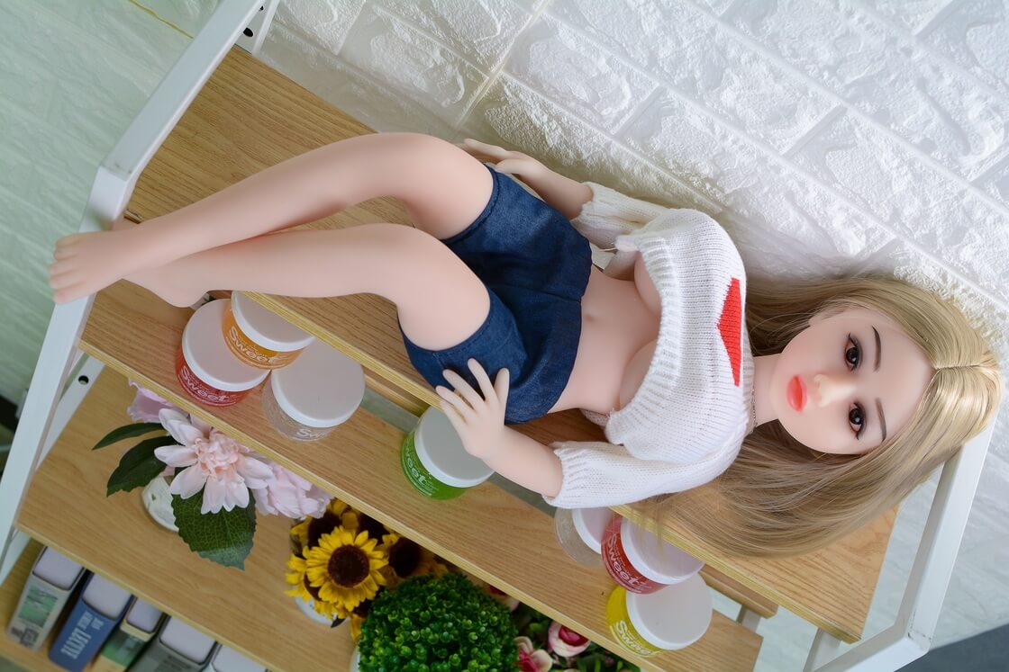 smallest sex doll 4112