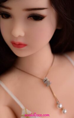 Lifelike Miniature Silicone Doll - Reign