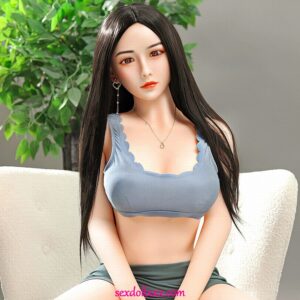 real looking doll e67