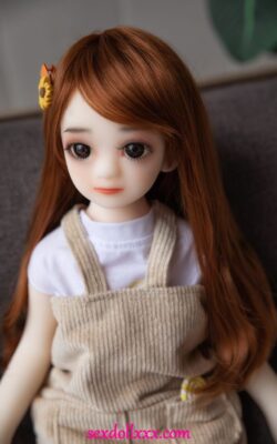 Mini muñeca hentai de aspecto pequeño de 65 cm - Maris