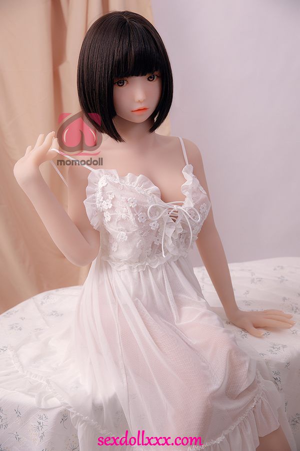 store-numse-elsker-dukke-hjit8