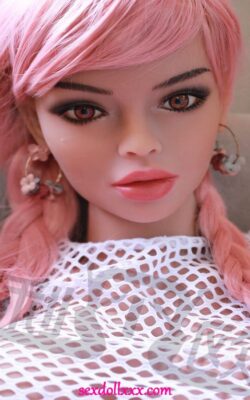 Fiatal Teen Peach Boobs Sex Doll - Aurore