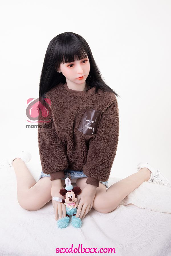 hentai-muñeca-sexo-dhut11