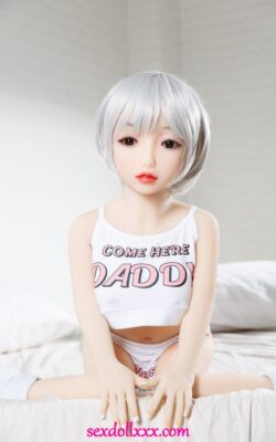 Молодые азиатские доступные мини-секс-куклы - Laverne