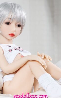 Mini bambole del sesso a prezzi accessibili giovani asiatiche - Laverne