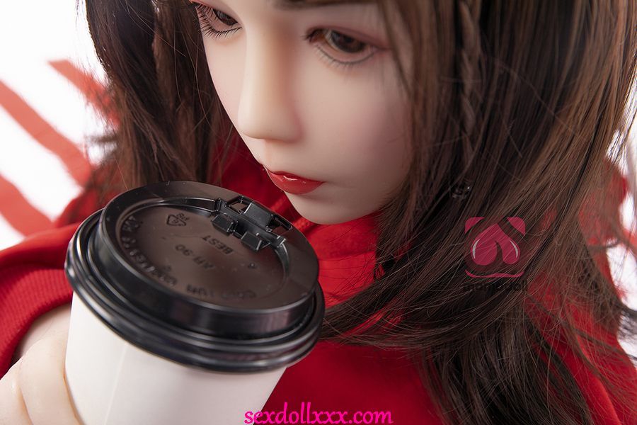 hiper-reale-papusi-gfjn4