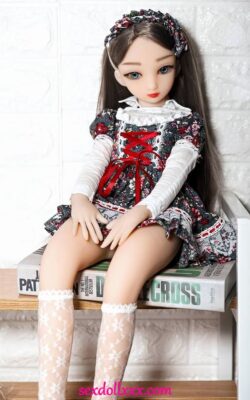 Petite mini poupée d'amour sexuelle - Dorothea