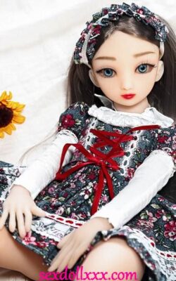 Petite mini poupée d'amour sexuelle - Dorothea