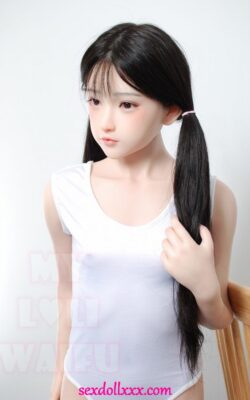 Азиатская симпатичная секс-кукла с сиськами - Shantel
