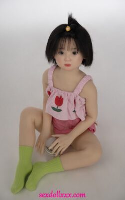 Mini bambole d'amore giovani a petto piatto - Indira