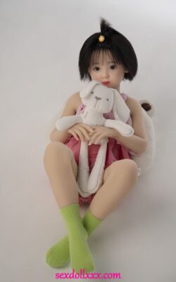 Pecho Plano Young Mini Love Dolls - Indira
