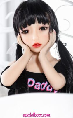 Японская кукла любви с почти плоской грудью - Grissel