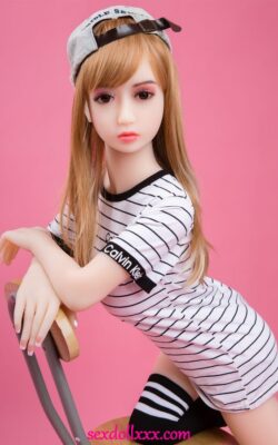 Muñeca sexual usada asiática de 125 cm a la venta - Roxane