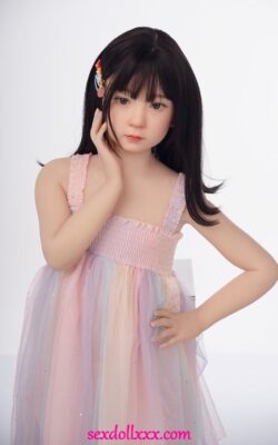 Asijská čínská silikonová sexuální panenka s plochým hrudníkem - Edna