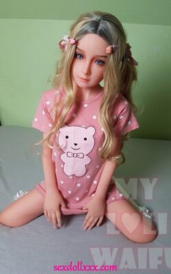 Mini poupée sexuelle américaine pleine grandeur - Shiela