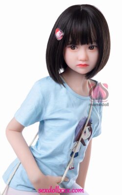 Маленькая анальная японская кукла без груди - Milissa