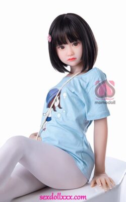 Kleine anale Japanse pop zonder borsten - Milissa