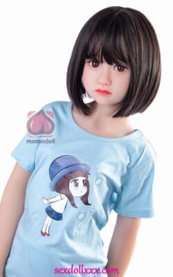 Petite poupée japonaise anale sans poitrine - Milissa