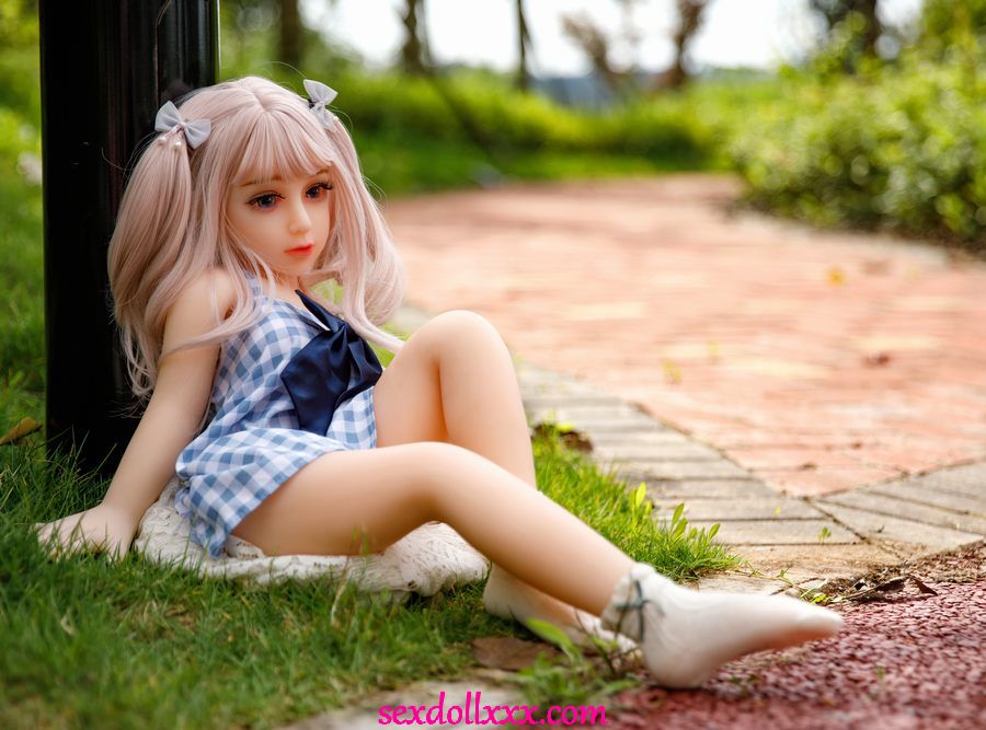young-doll-porn-lhft4