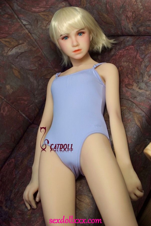 bitley-sex-doll-v6unc1