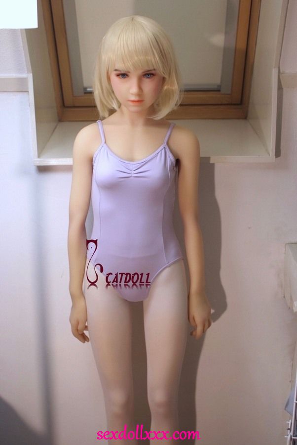 bitley-sex-doll-v6unc3