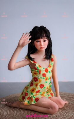 Muñeca sexual TPE femenina realista follando - Gilli