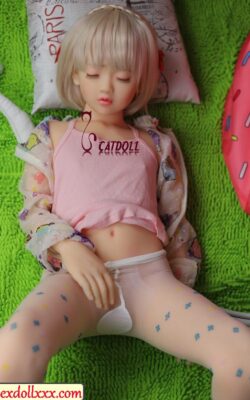 Молодая сексуальная секс-кукла, реалистичная вагина - Genni