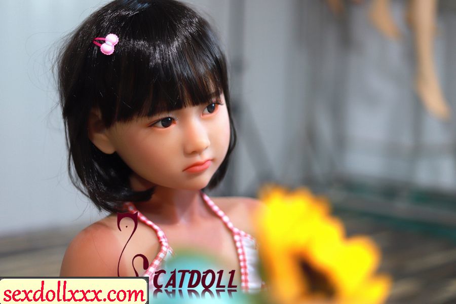 miley-nude-sex-doll-s3g5c15