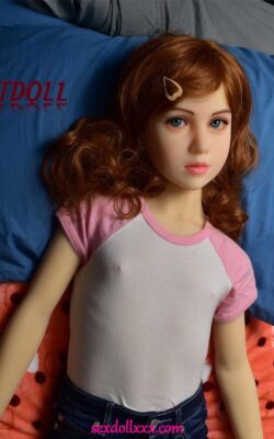 Bandes dessinées de poupées sexuelles sexy et abordables en caoutchouc - Gerri