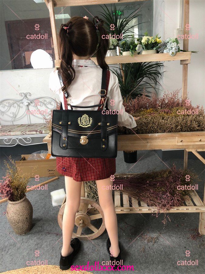 sex-dukke-nøgen-h8ukn9