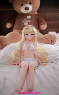 Gorąca żeńska lalka z prawdziwym seksem - Elysia