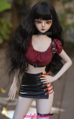 Foto della bambola del sesso dell'amore che scopa nella vita reale - Salina