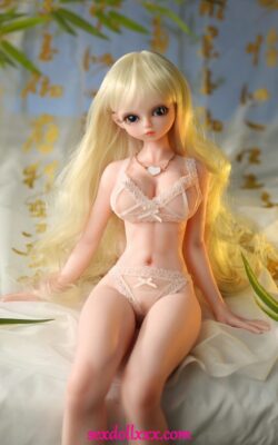 Image de poupée sexuelle réelle en silicone Fap - Ebonee