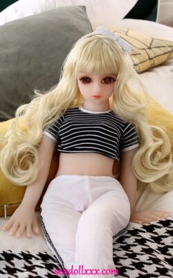 Продается сексуальная секс-кукла знаменитости TPE — Fedora