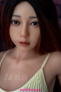 young girl doll eeoox8