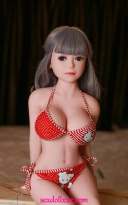 Muñeca asiática asequible del amor sexo expuesto - Gertude
