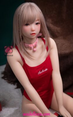 Jouets sexuels de vraie poupée asiatique sexy - Donetta