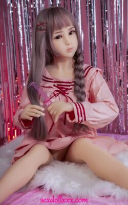 Domowy mem z seksowną lalką TPE - Coreen