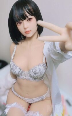 Japonská sexuální panenka cosplay porno - Marcia