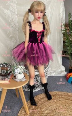 Gwiazda porno Staci Doll uprawia seks - Veriee