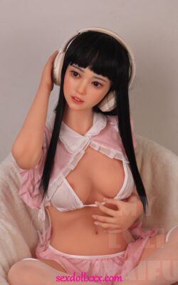 Most Realistic Sex Doll In Use - Phylys