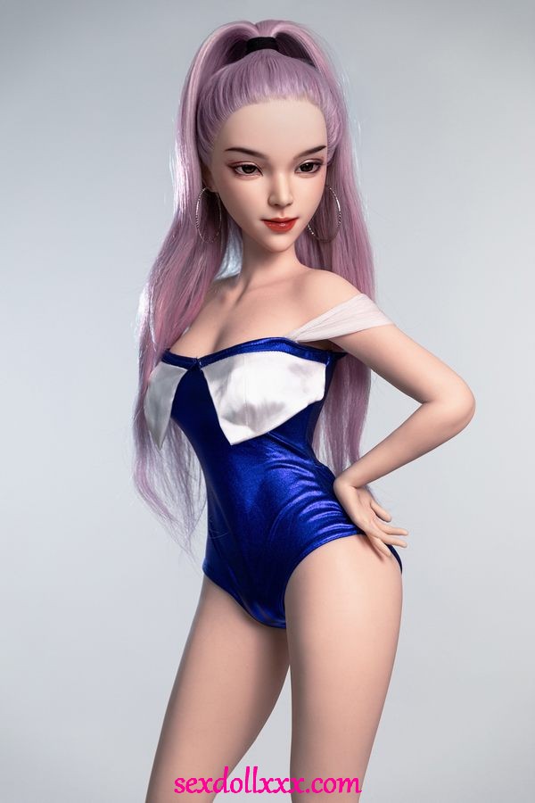 crie-uma-boneca-sexual-zGp35t21