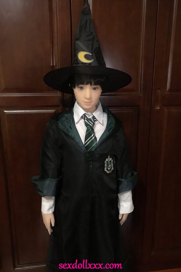 Muñeca real masculina 5t7k1 600x900 Muñeca real masculina 5t7k1 600x900