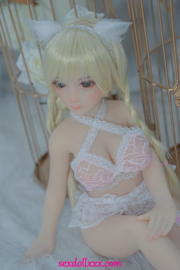 Sexpuppenreinigung-mRu01e11