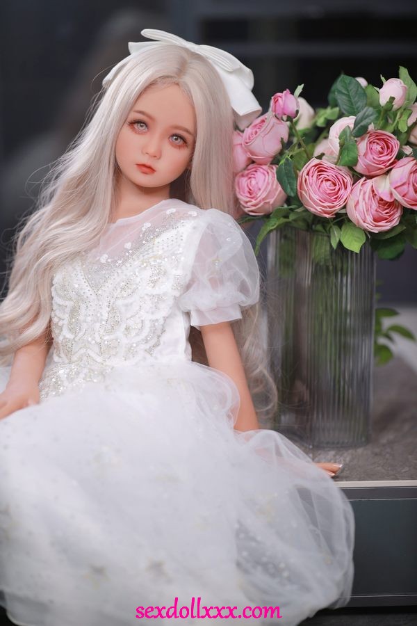 sex-doll-surprise-fAw76c8