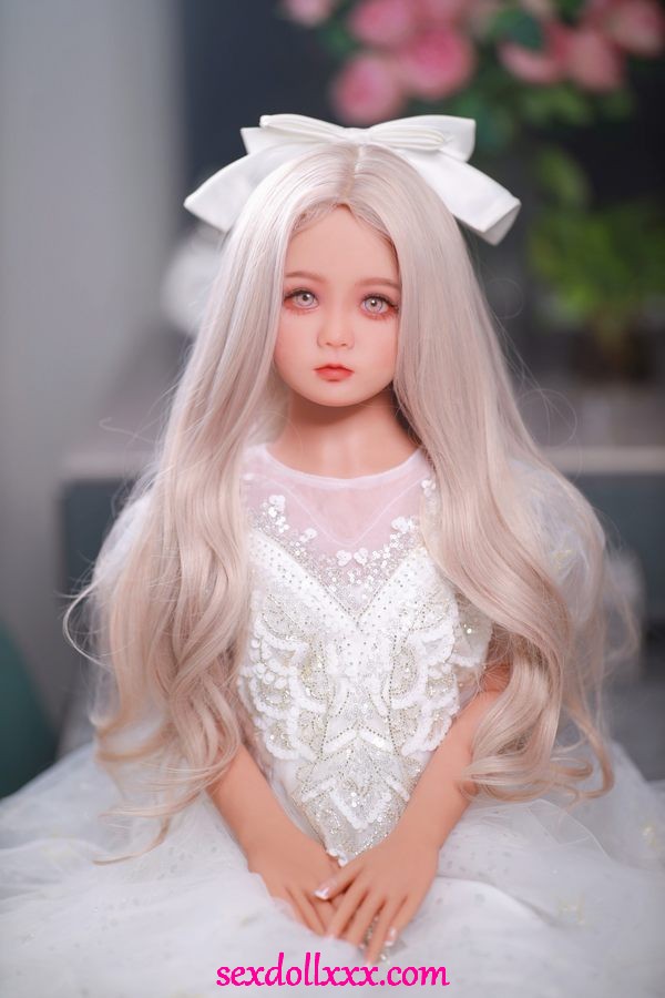 sex-doll-surprise-fAw76c9