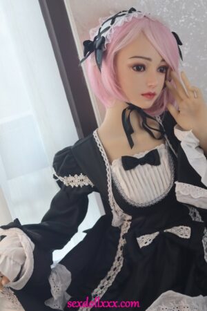 Sex Doll Stand Up On Joe Rogan - Heddi