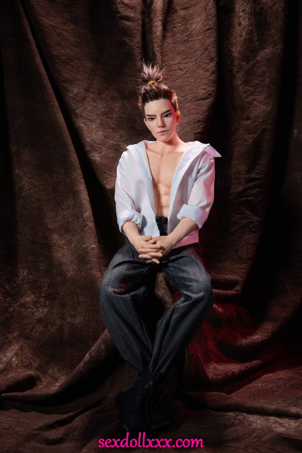 mako-oda-sex-doll-eMf85k1